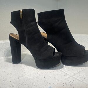 Elegant Black Platform Heels